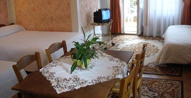 Hotel De France Montbéliard Esterno foto